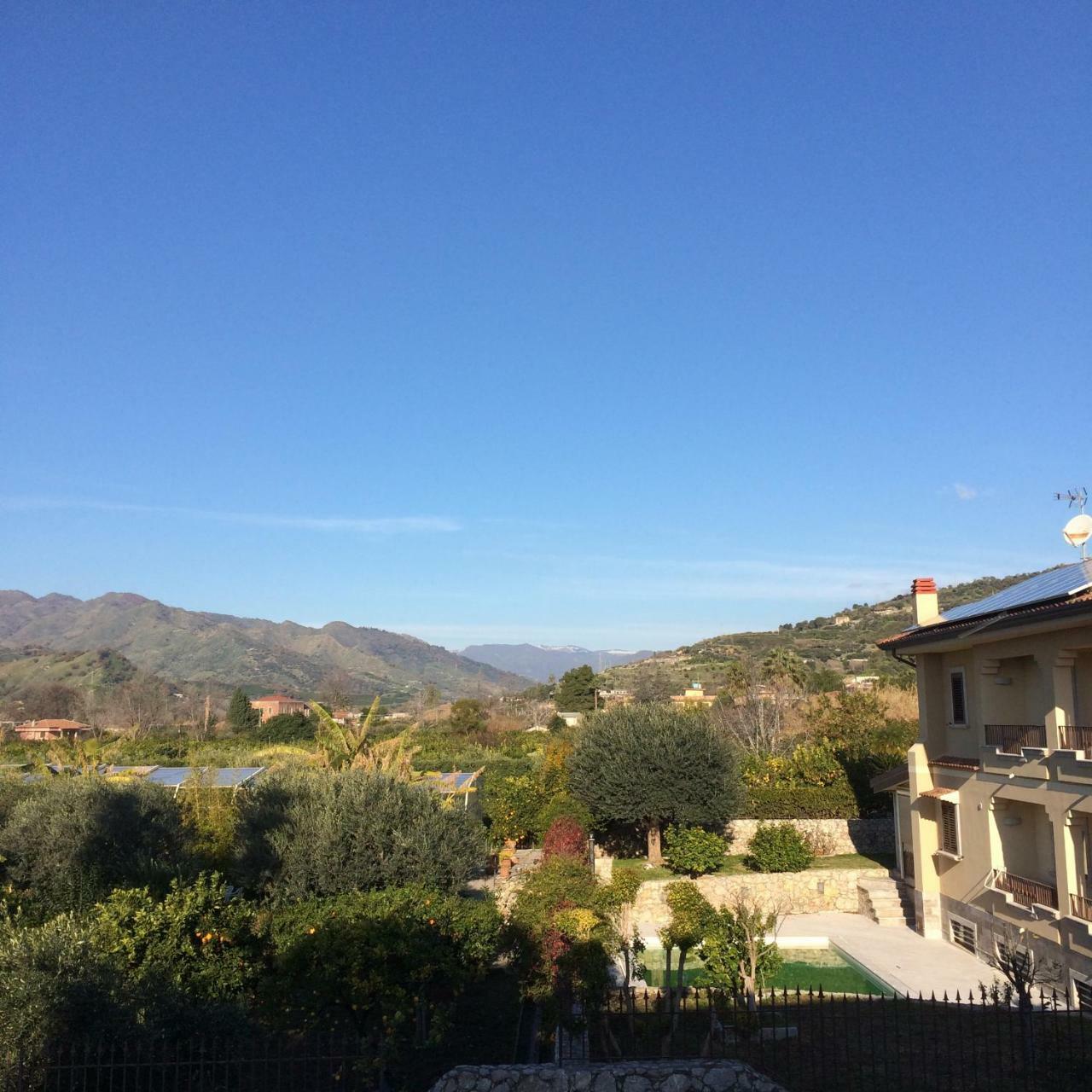 Al Chiaro Di Luna Taormina Exteriör bild