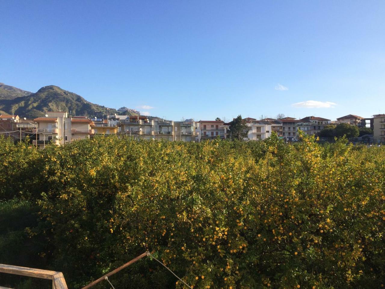 Al Chiaro Di Luna Taormina Exteriör bild